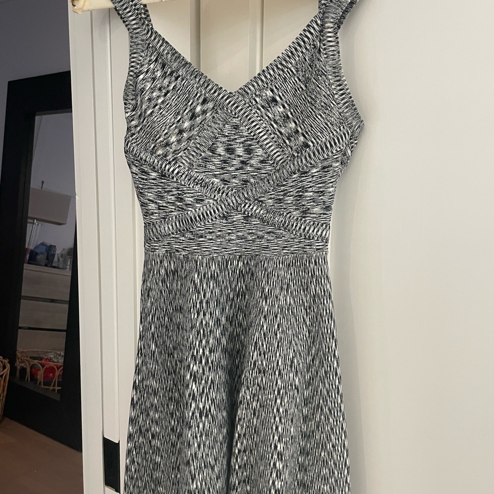 Guess dress. Size small